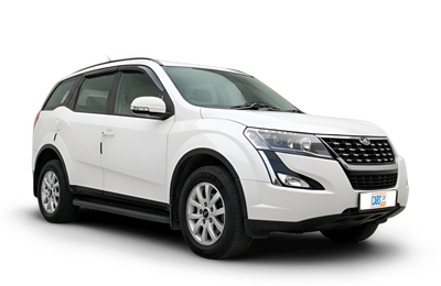 Mahindra XUV500-img